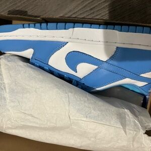 Nike dunk low university blue BRAND NEW
